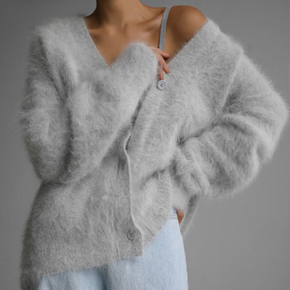 Cardigan Femme Ample à Col V – Tricot Doux Boutonné