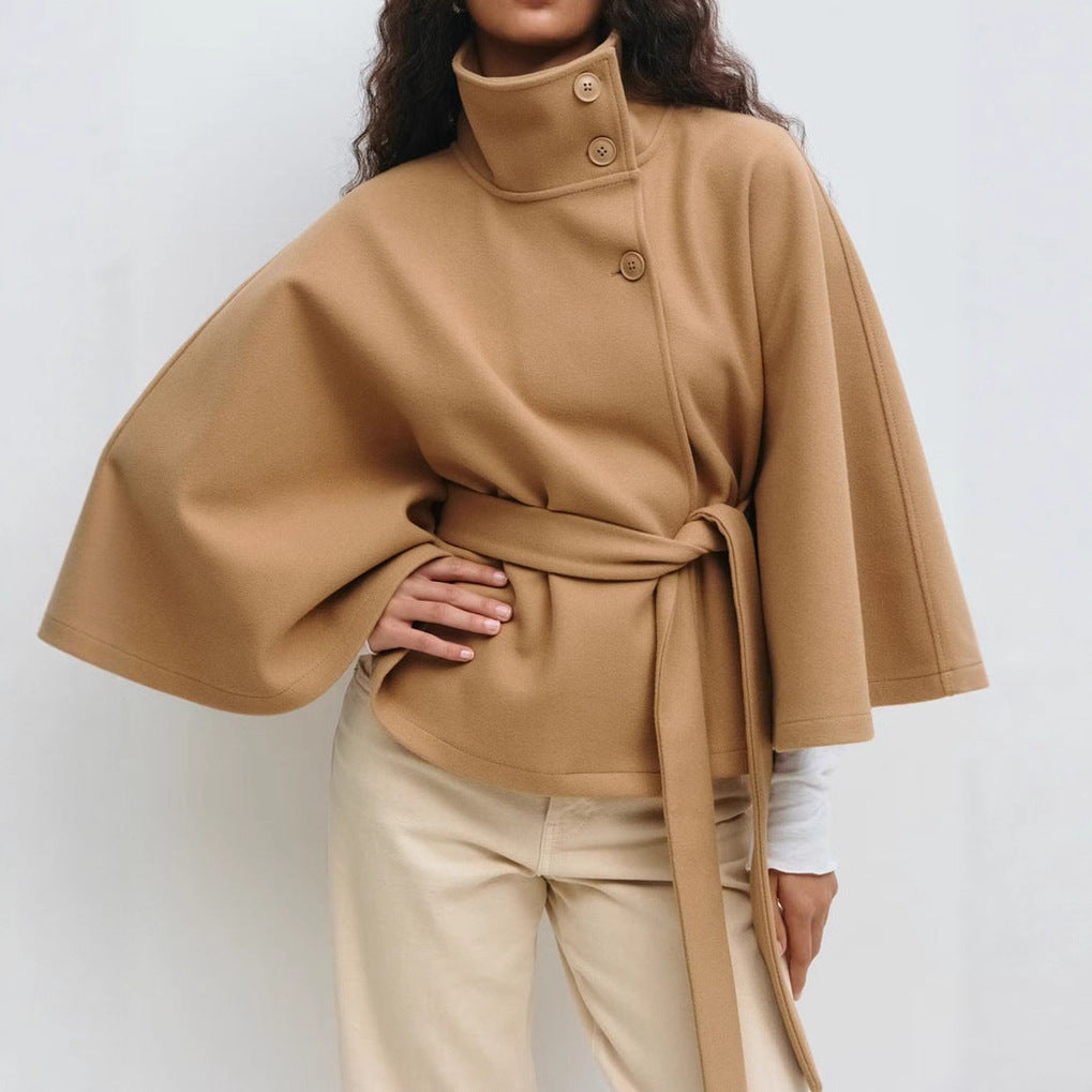 Manteau Long Ceinturé Femme – Col Montant